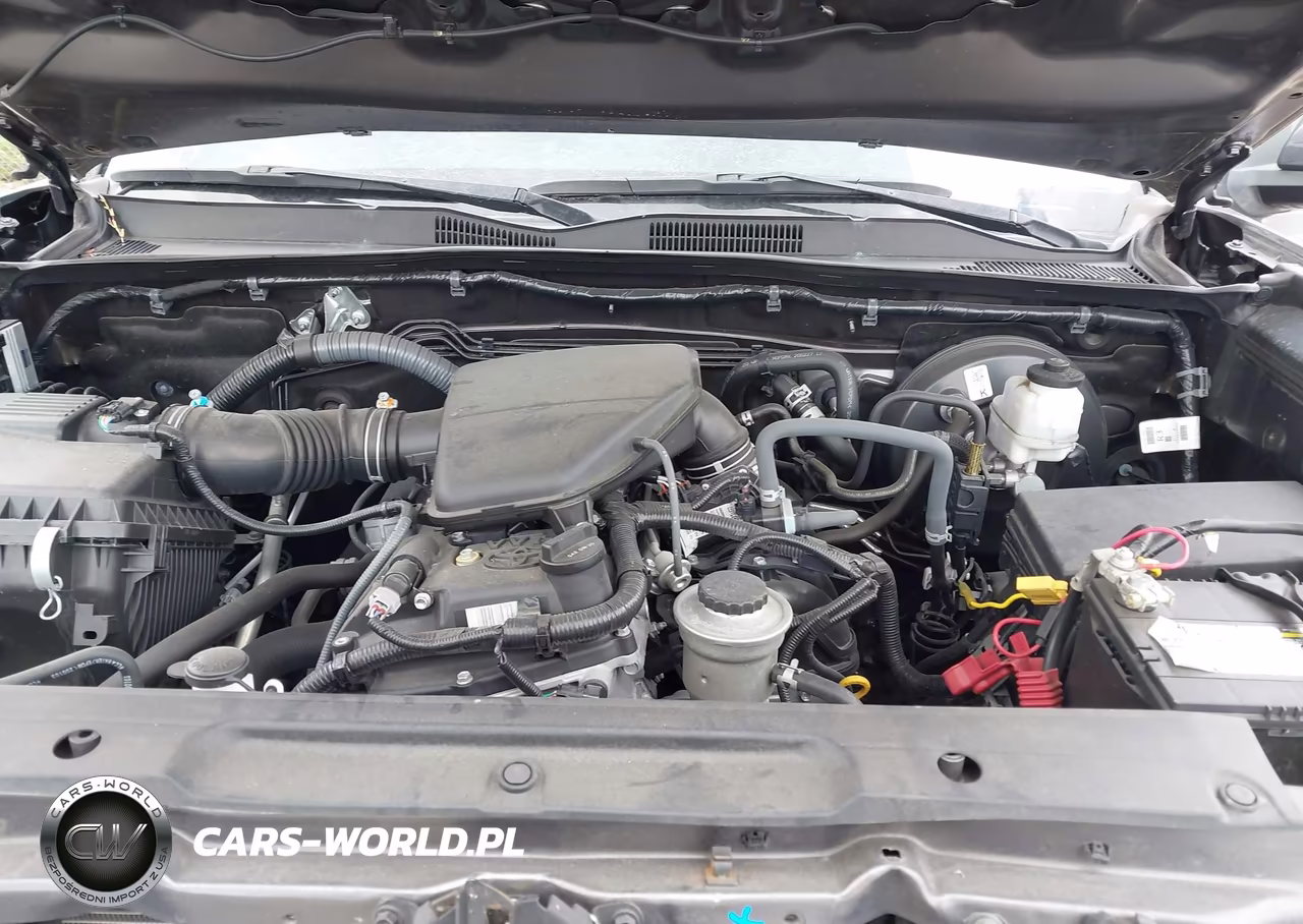 2020 Toyota Tacoma Sr VIN:5TFAX5GN8LX186283 - 10
