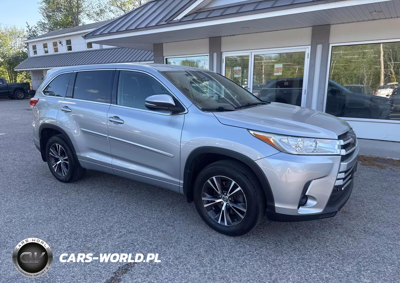 2018 Toyota Highlander Le