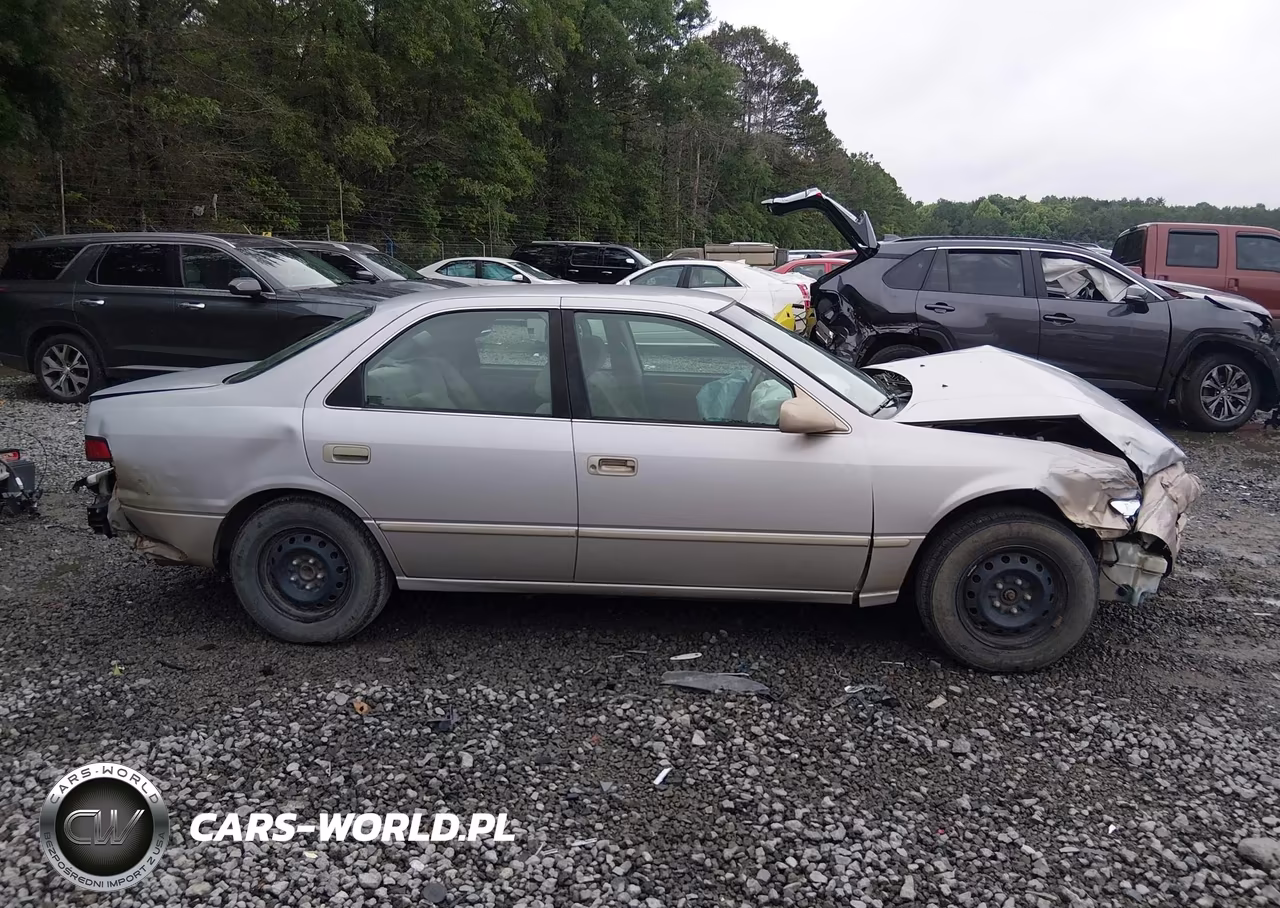 1999 Toyota Camry Le VIN:4T1BG22K6XU397677 - 13