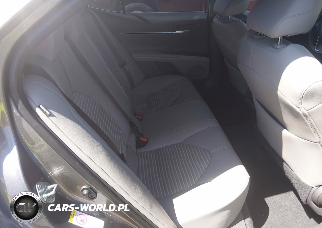2018 Toyota Camry Se VIN:4T1B11HKXJU521847 - 8