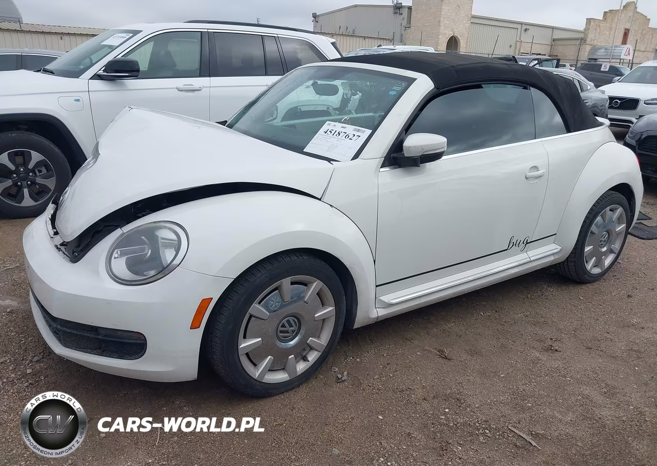 2013 Volkswagen Beetle 2.5L VIN:3VW5P7AT1DM816590 - 2