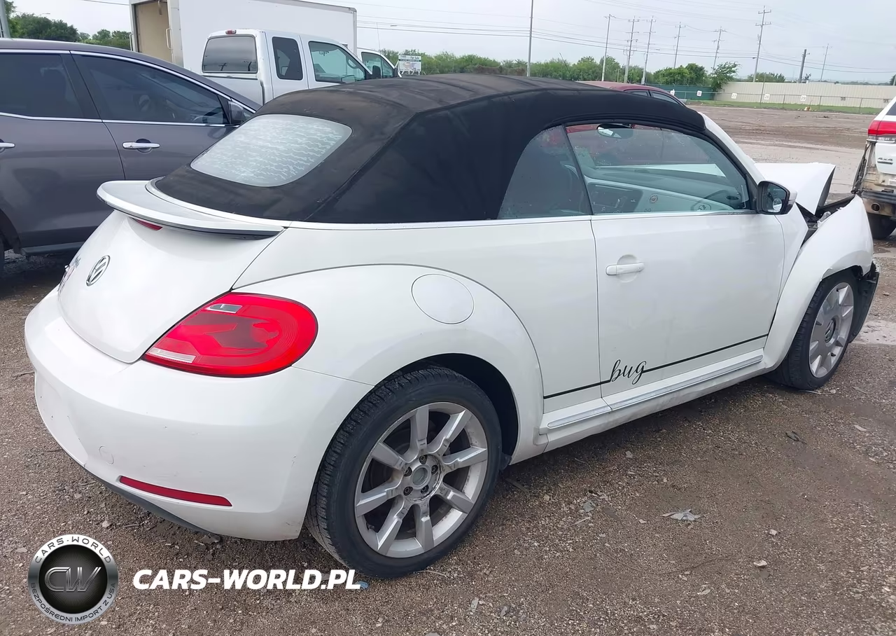 2013 Volkswagen Beetle 2.5L VIN:3VW5P7AT1DM816590 - 4