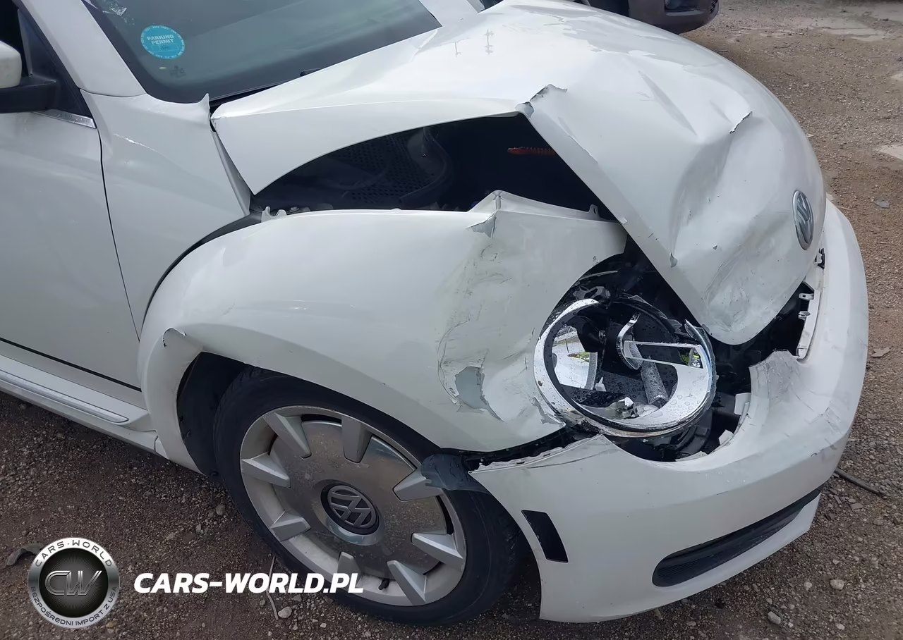 2013 Volkswagen Beetle 2.5L VIN:3VW5P7AT1DM816590 - 6