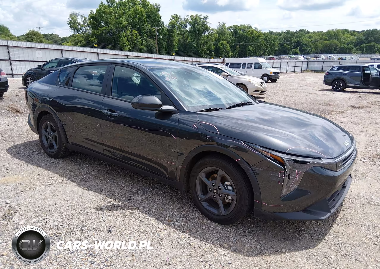 2026 Kia K4 Lxs