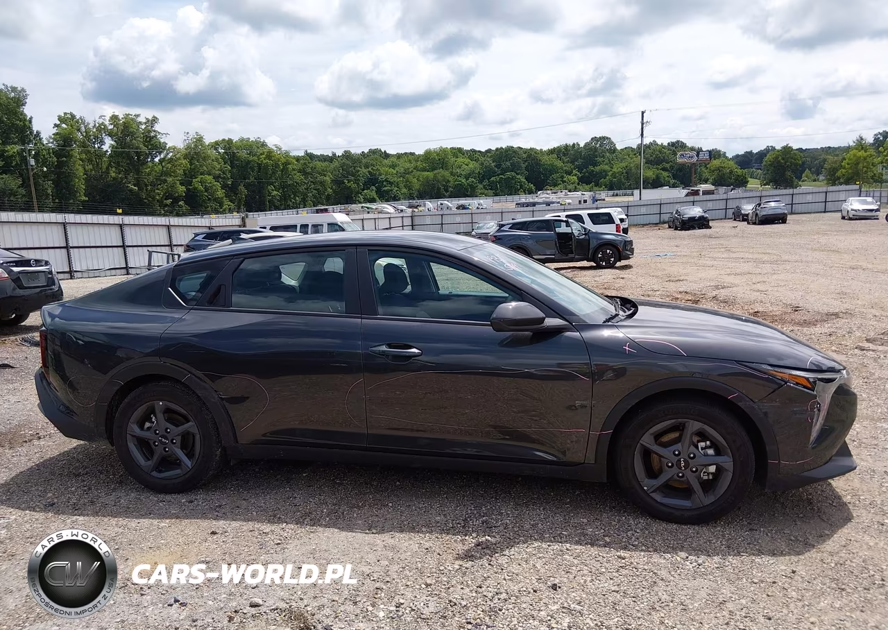 2026 Kia K4 Lxs VIN:3KPFT4DE7TE283913 - 13