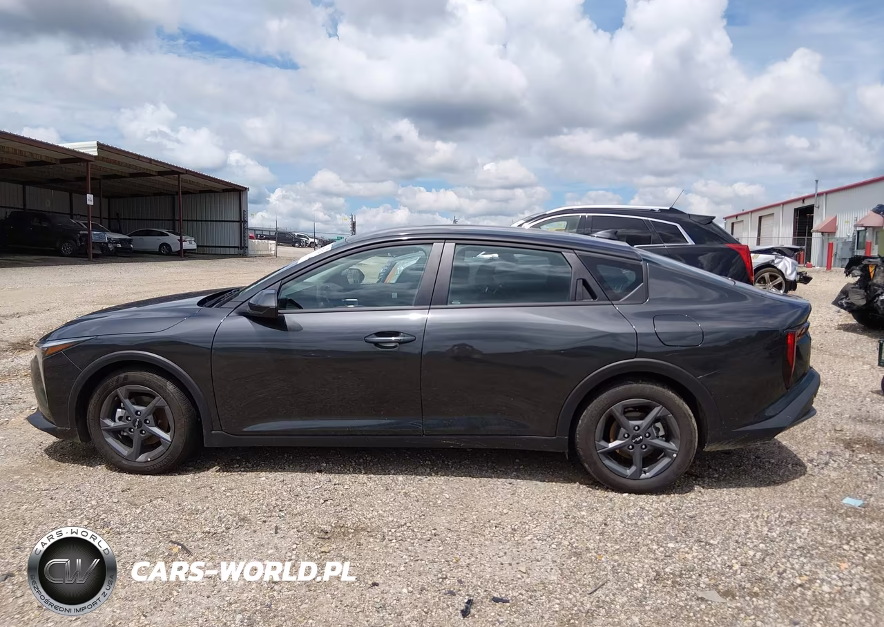2026 Kia K4 Lxs VIN:3KPFT4DE7TE283913 - 14
