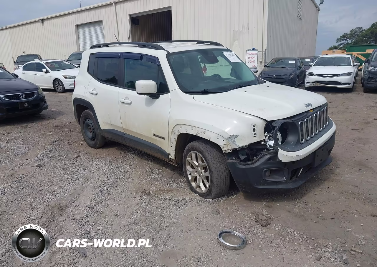 2015 Jeep Renegade Latitude – zdjęcie 1 z 16