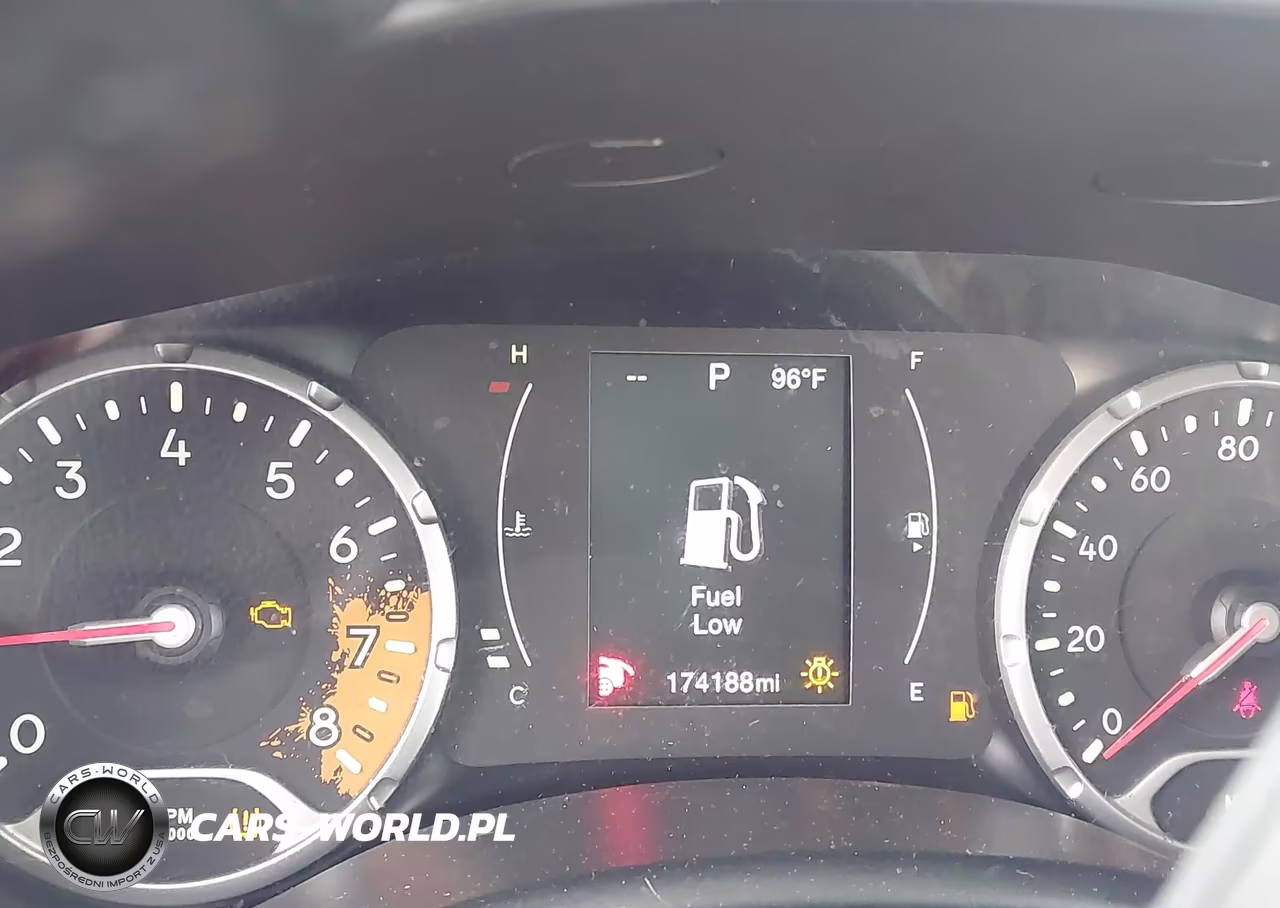 2015 Jeep Renegade Latitude VIN:ZACCJABT2FPB83069 - 15