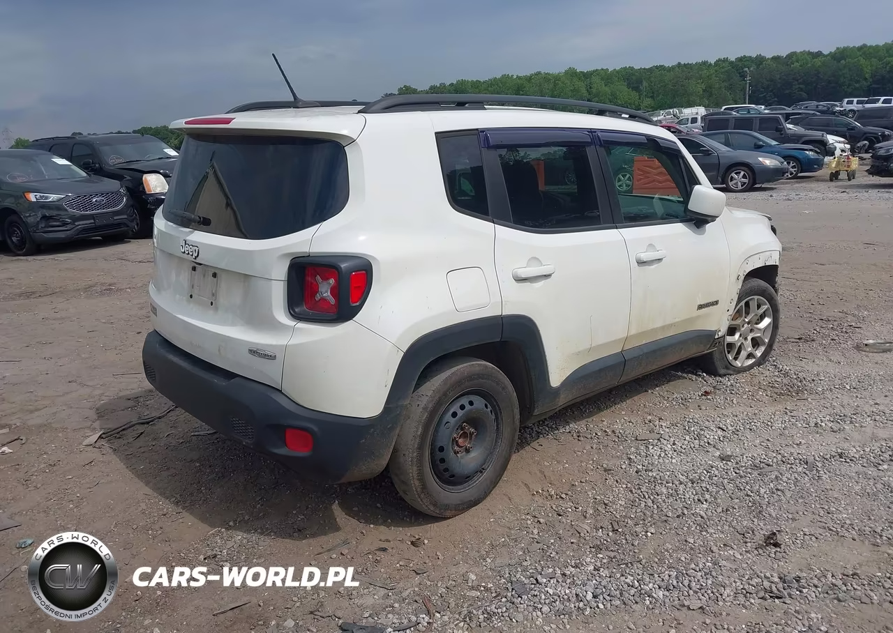 2015 Jeep Renegade Latitude VIN:ZACCJABT2FPB83069 - 4
