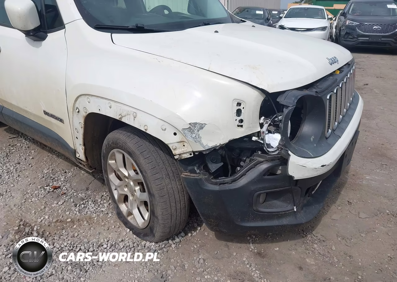 2015 Jeep Renegade Latitude VIN:ZACCJABT2FPB83069 - 6