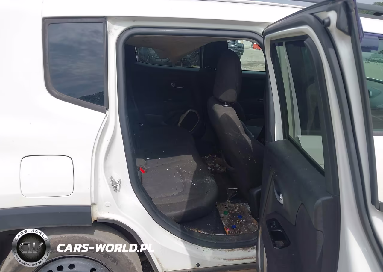 2015 Jeep Renegade Latitude VIN:ZACCJABT2FPB83069 - 8