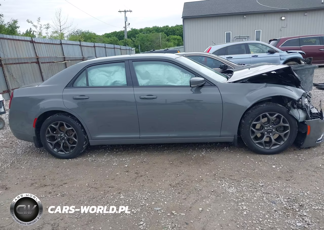 2018 Chrysler 300 300S Awd VIN:2C3CCAGG8JH309164 - 13