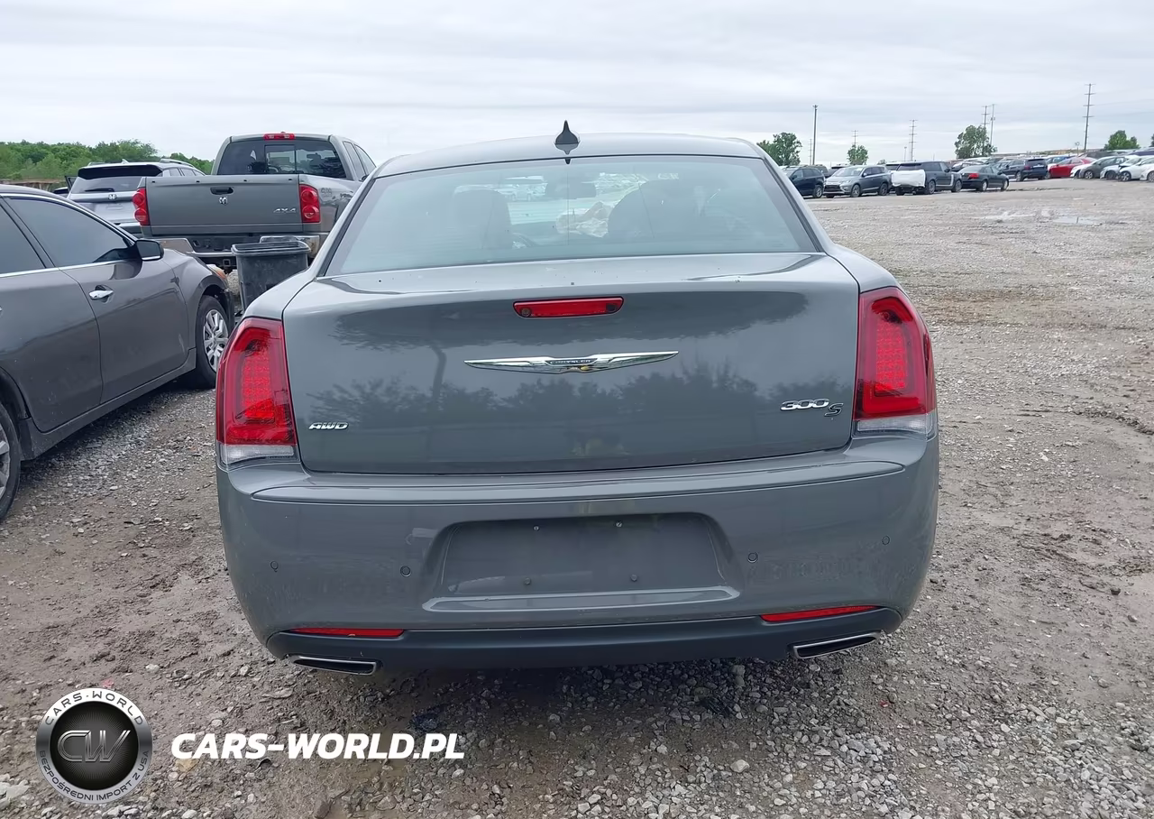 2018 Chrysler 300 300S Awd VIN:2C3CCAGG8JH309164 - 16