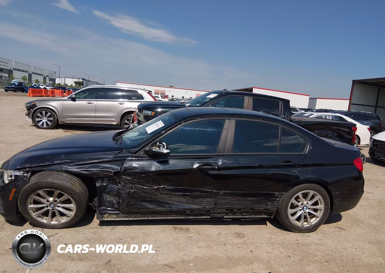 2018 BMW 320I xDrive VIN:WBA8E5G58JNV03151 - 14