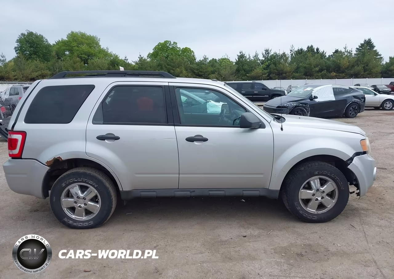 2009 Ford Escape Xlt VIN:1FMCU93759KA74932 - 13