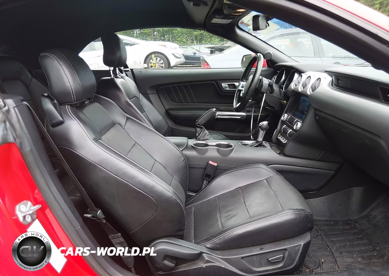 2020 Ford Mustang Ecoboost Premium VIN:1FATP8UH0L5138786 - 5
