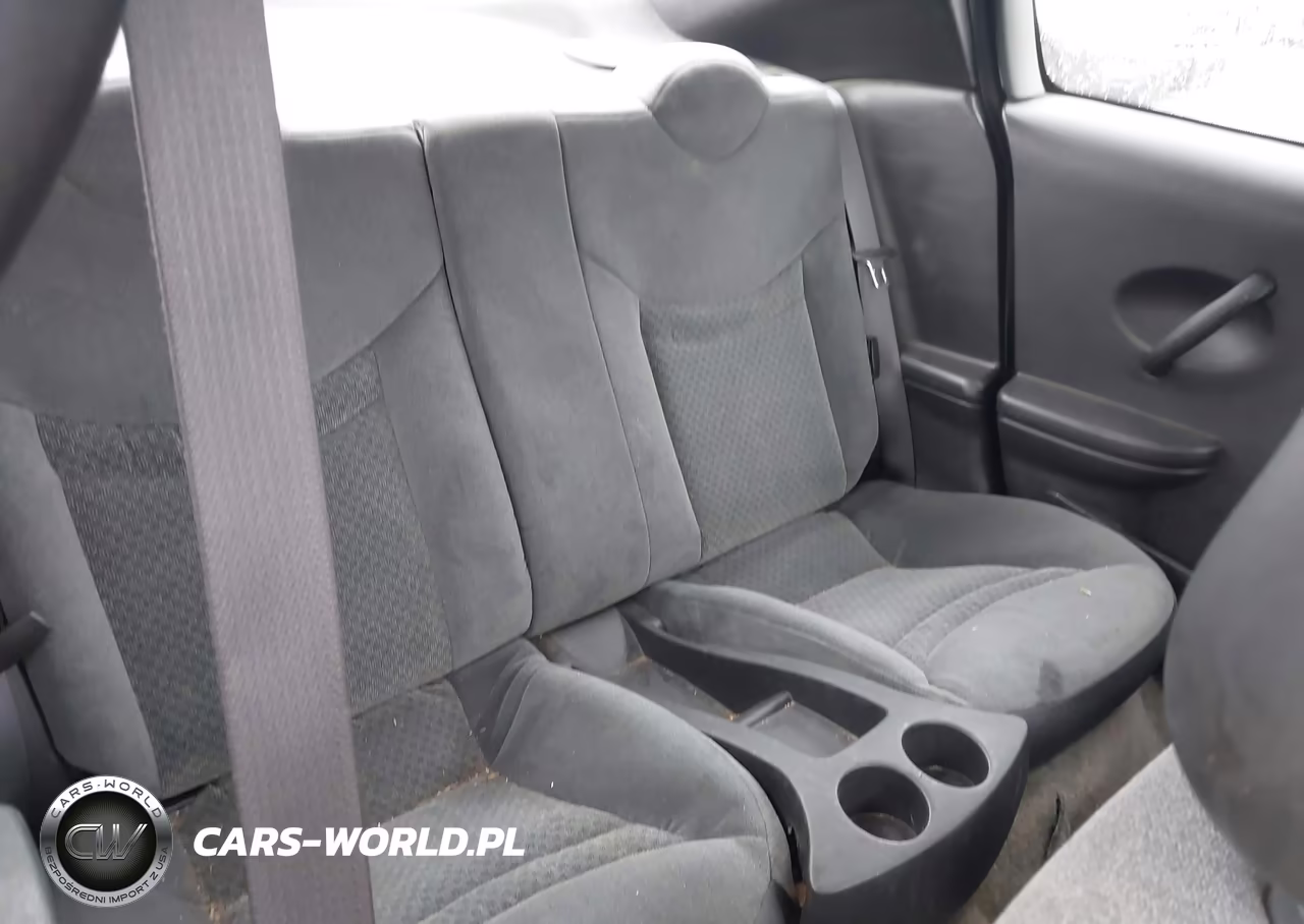 2004 Saturn Ion 3 VIN:1G8AW12F04Z203797 - 8