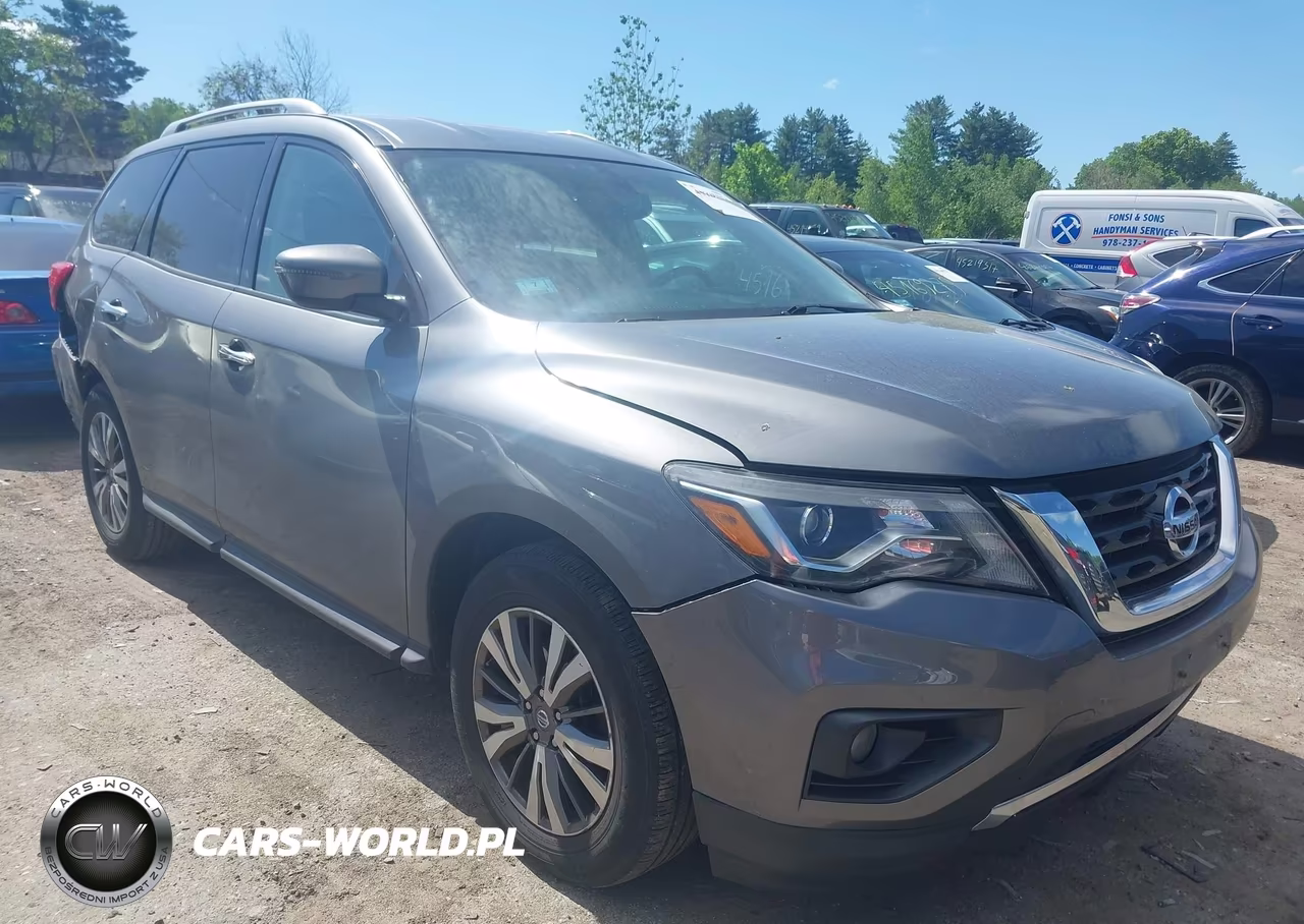 2018 Nissan Pathfinder Sv