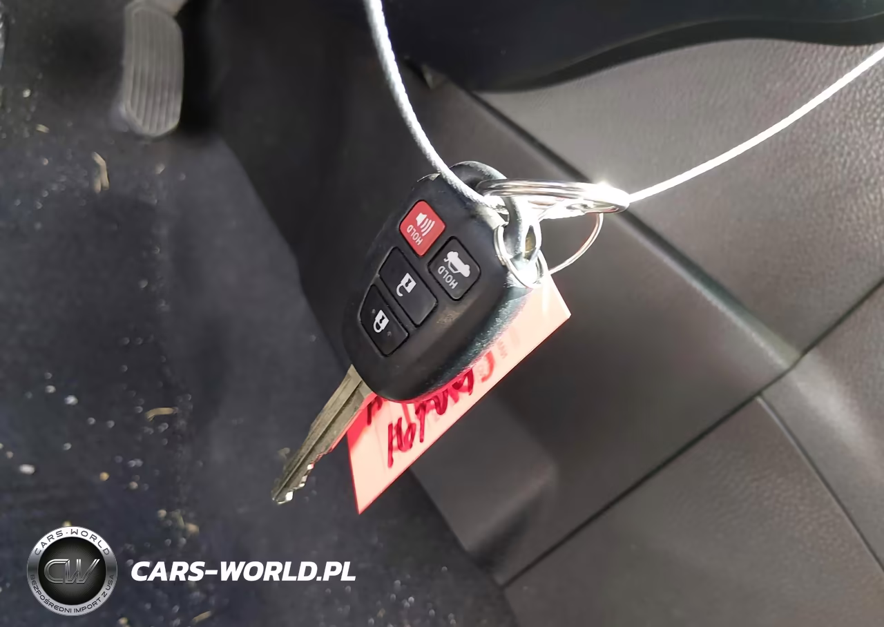 2016 Toyota Corolla Le VIN:5YFBURHE9GP455351 - 11