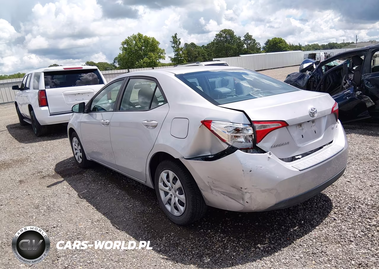 2016 Toyota Corolla Le VIN:5YFBURHE9GP455351 - 3