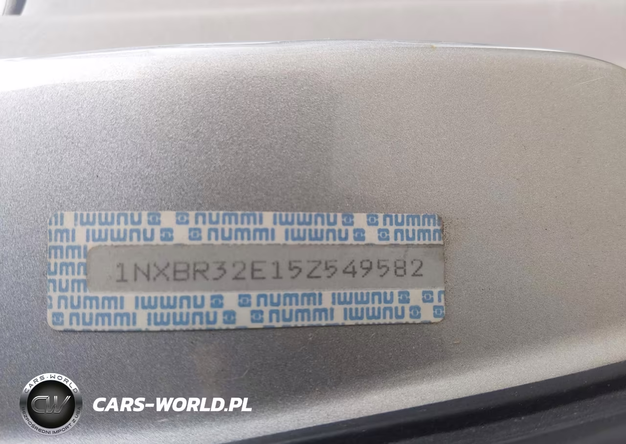 2005 Toyota Corolla Ce VIN:1NXBR32E15Z549582 - 9