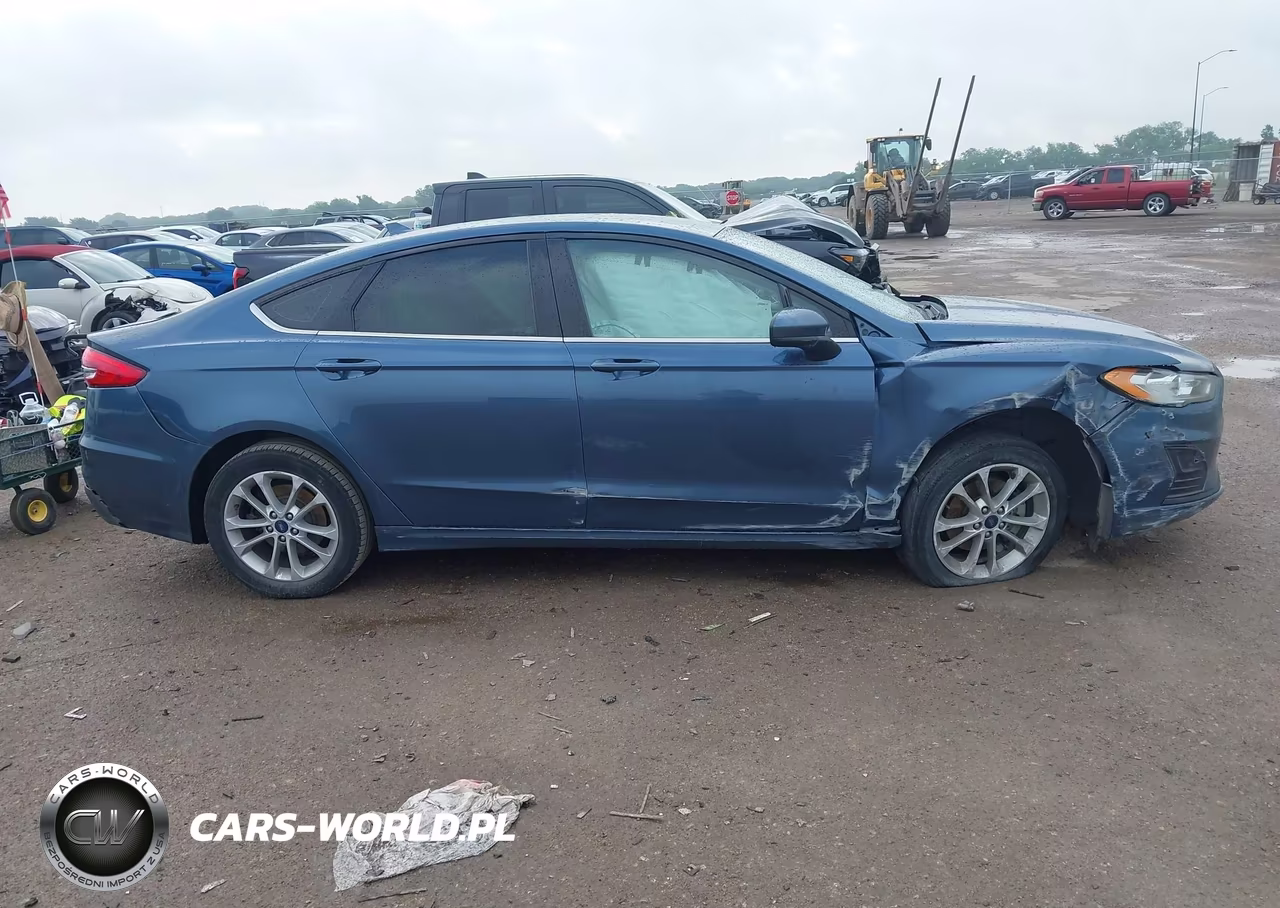2019 Ford Fusion Se VIN:3FA6P0HDXKR186233 - 13