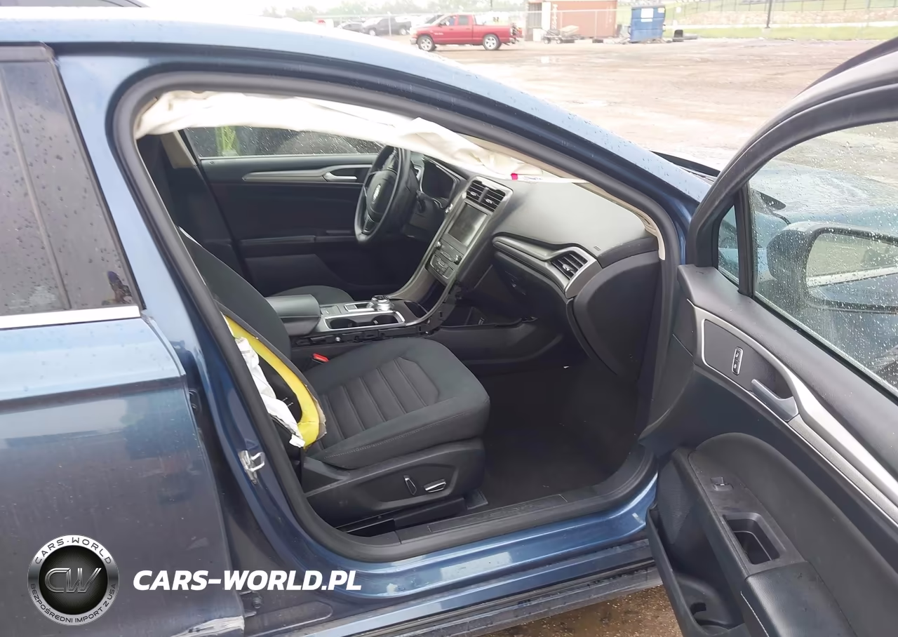 2019 Ford Fusion Se VIN:3FA6P0HDXKR186233 - 5