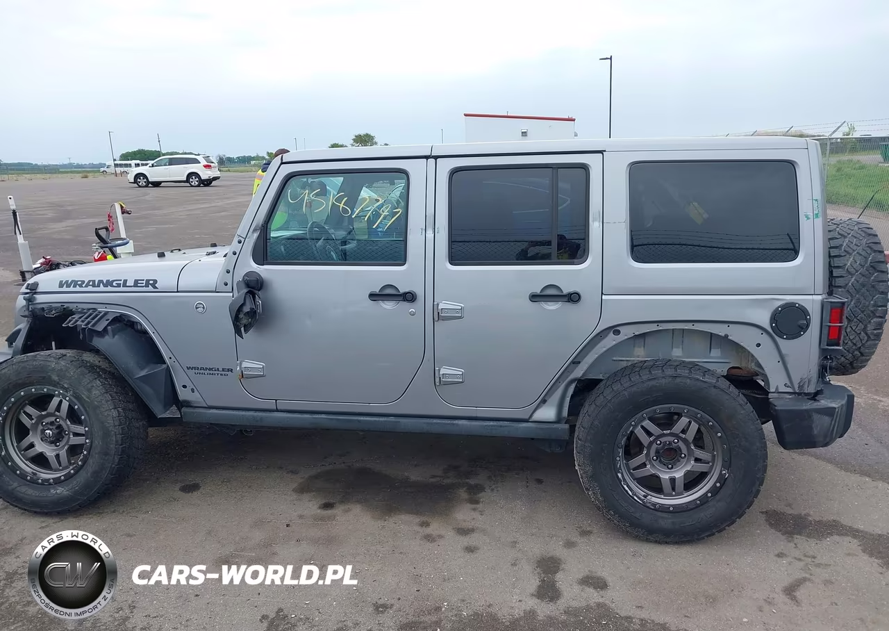 2017 Jeep Wrangler Unlimited Big Bear 4X4 VIN:1C4BJWDG0HL695199 - 15