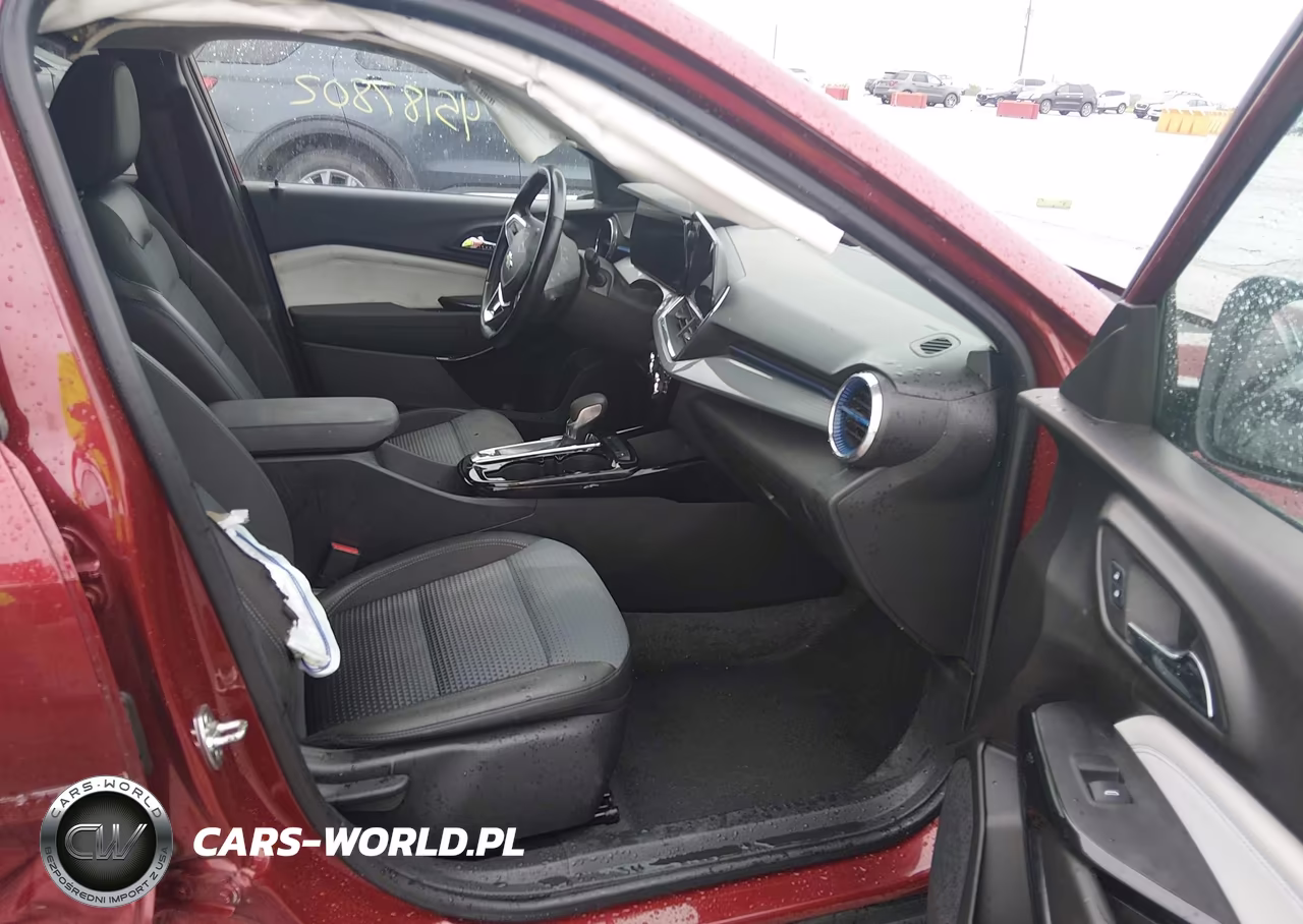 2025 Chevrolet Trax Fwd Lt VIN:KL77LHEP8SC059225 - 5