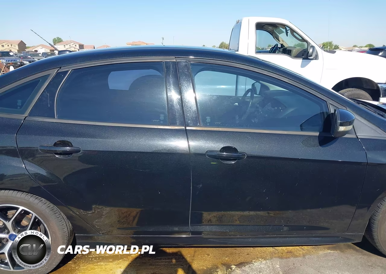 2015 Ford Focus Se VIN:1FADP3FE0FL281683 - 13