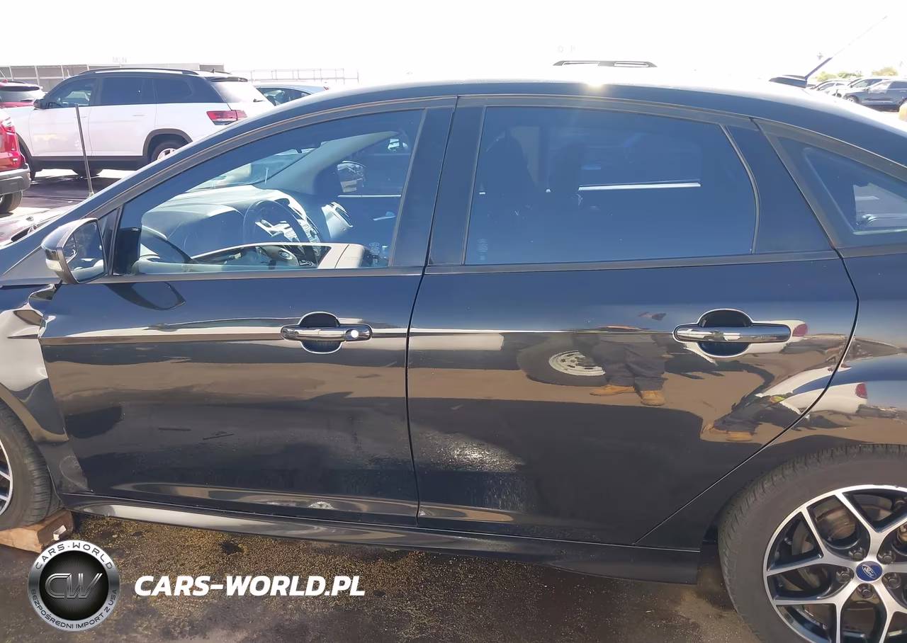 2015 Ford Focus Se VIN:1FADP3FE0FL281683 - 14