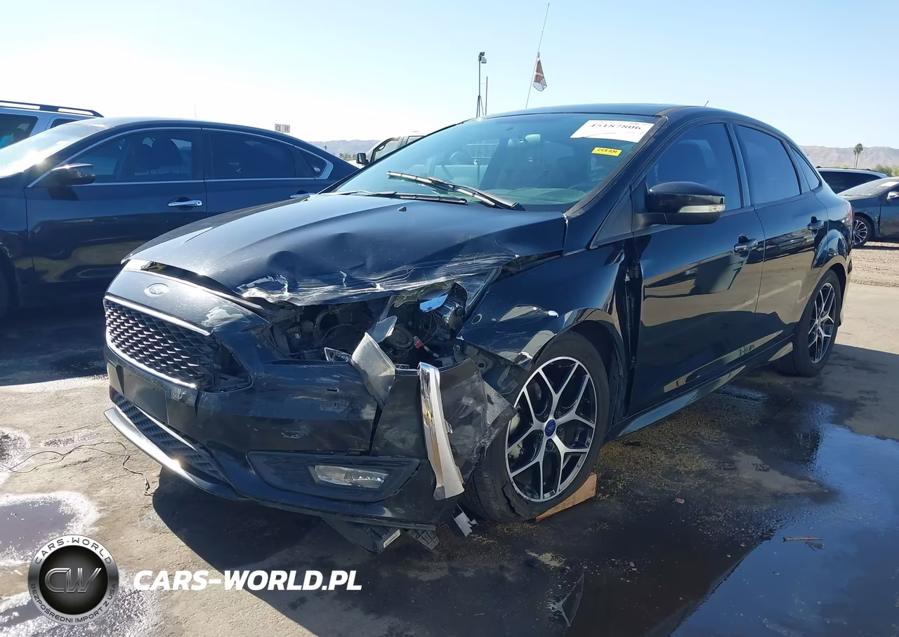 2015 Ford Focus Se VIN:1FADP3FE0FL281683 - 6