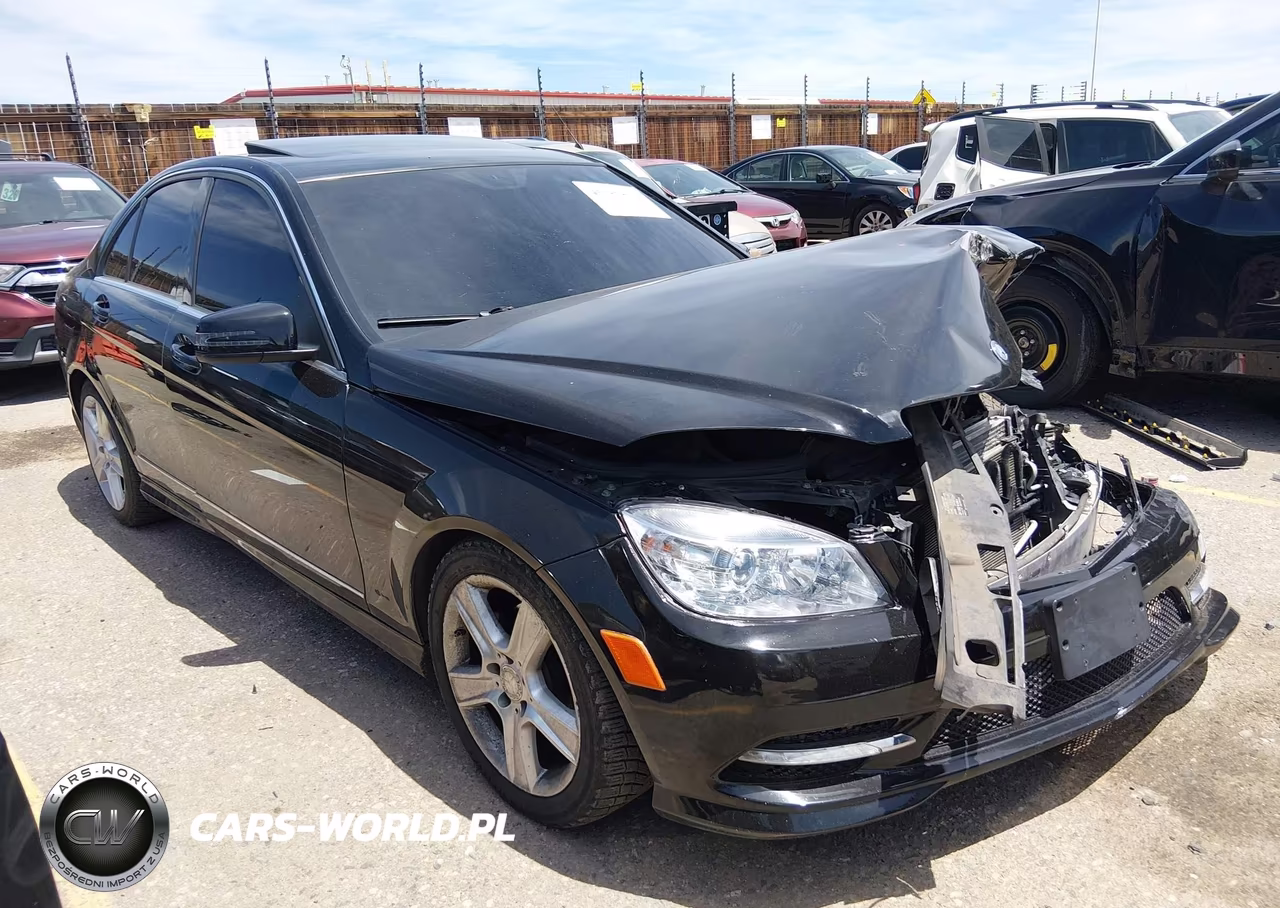 2011 Mercedes-Benz C 300 Luxury 4Matic-Sport 4Matic