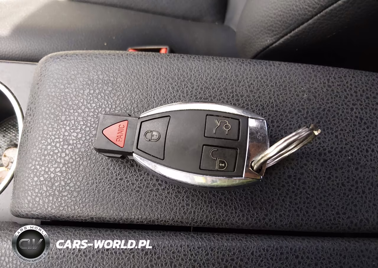 2011 Mercedes-Benz C 300 Luxury 4Matic-Sport 4Matic VIN:WDDGF8BB1BR134756 - 11