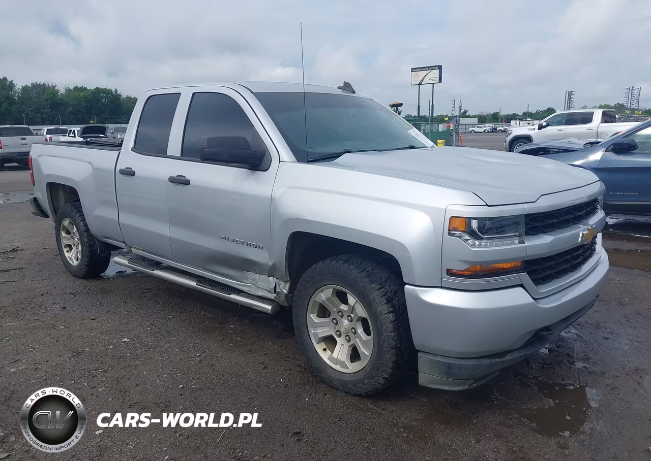 2018 Chevrolet Silverado 1500 Custom – zdjęcie 1 z 21