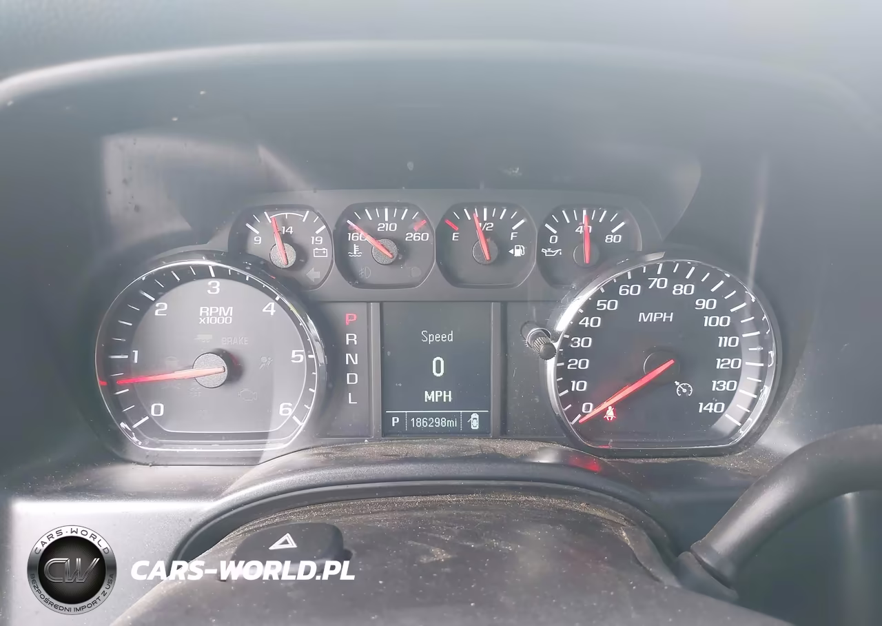 2018 Chevrolet Silverado 1500 Custom VIN:1GCRCPEH1JZ331057 - 7