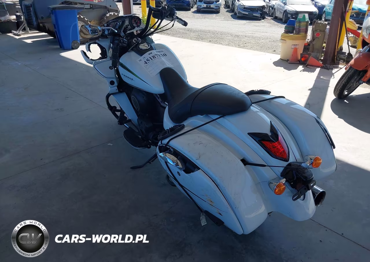 2016 Kawasaki Vn1700 K VIN:JKBVNRK11GA009415 - 3