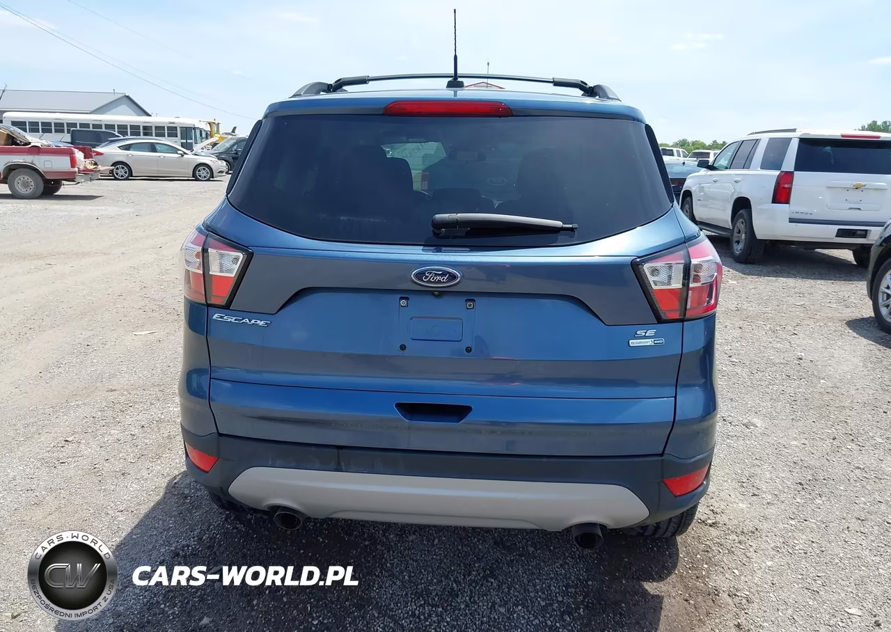 2018 Ford Escape Se VIN:1FMCU9GD0JUC38824 - 16