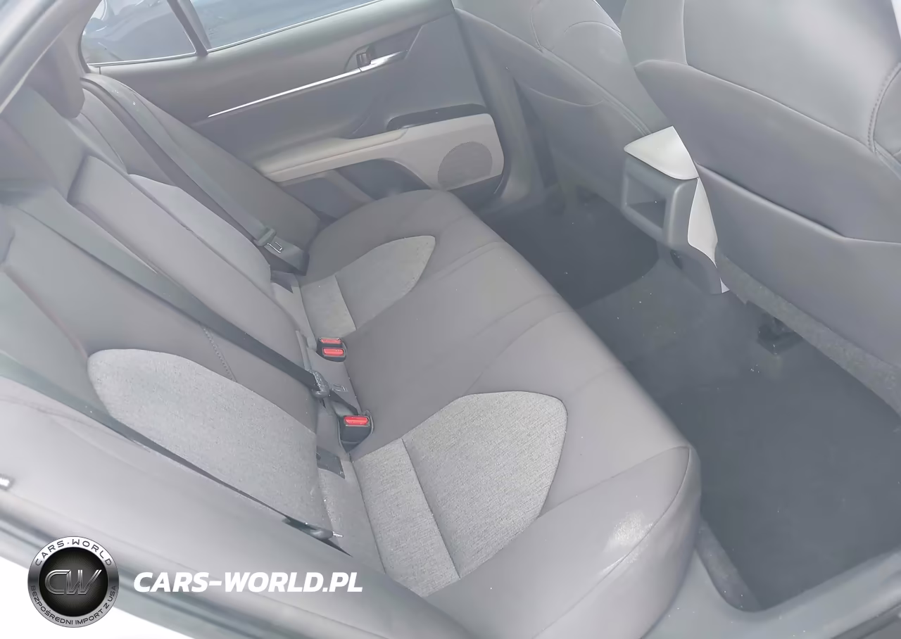 2019 Toyota Camry Le VIN:4T1B11HK9KU779083 - 8