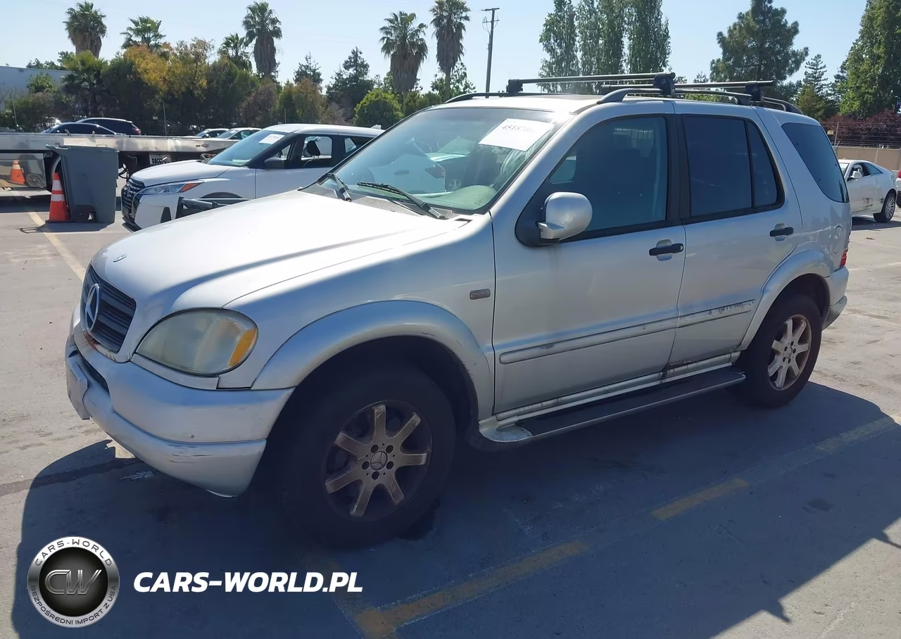 2000 Mercedes-Benz Ml 430 VIN:4JGAB72E4YA190628 - 2