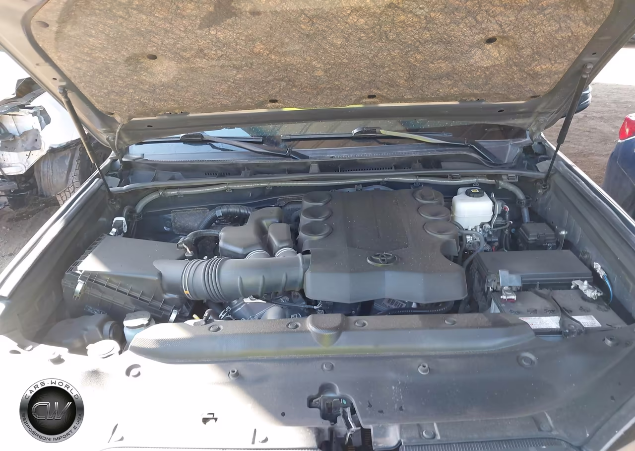 2024 Toyota 4Runner Trd Off Road Premium VIN:JTERU5JR3R6249680 - 10