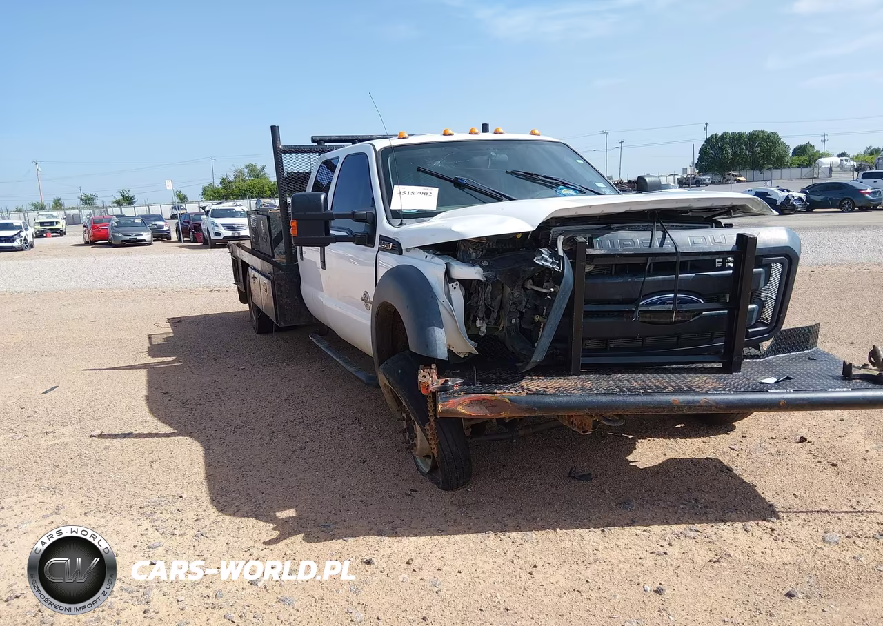 2015 Ford F-550 Chassis Xl