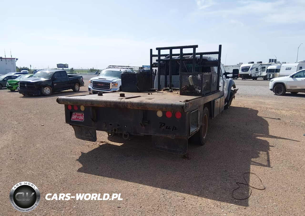 2015 Ford F-550 Chassis Xl VIN:1FD0W5HT2FEA84405 - 4