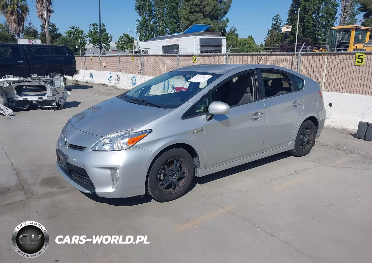 2012 Toyota Prius Two VIN:JTDKN3DUXC1556002 - 2