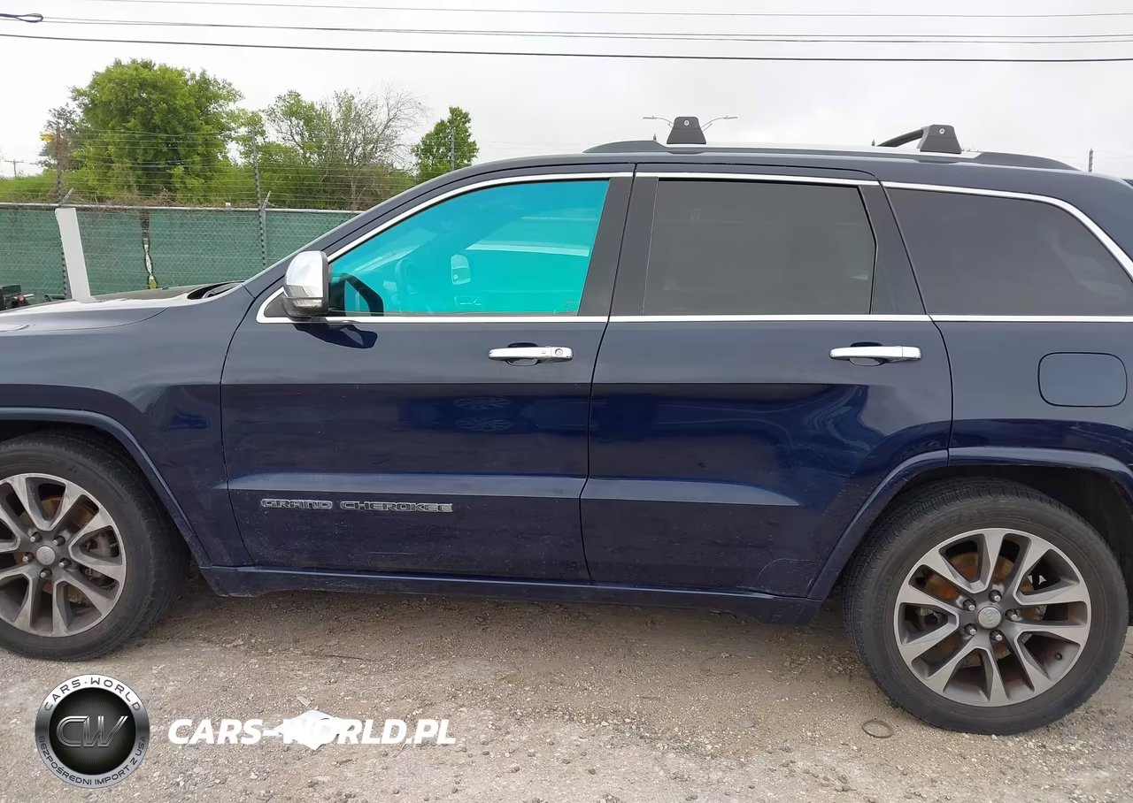 2017 Jeep Grand Cherokee Overland 4X4 VIN:1C4RJFCG7HC879751 - 14