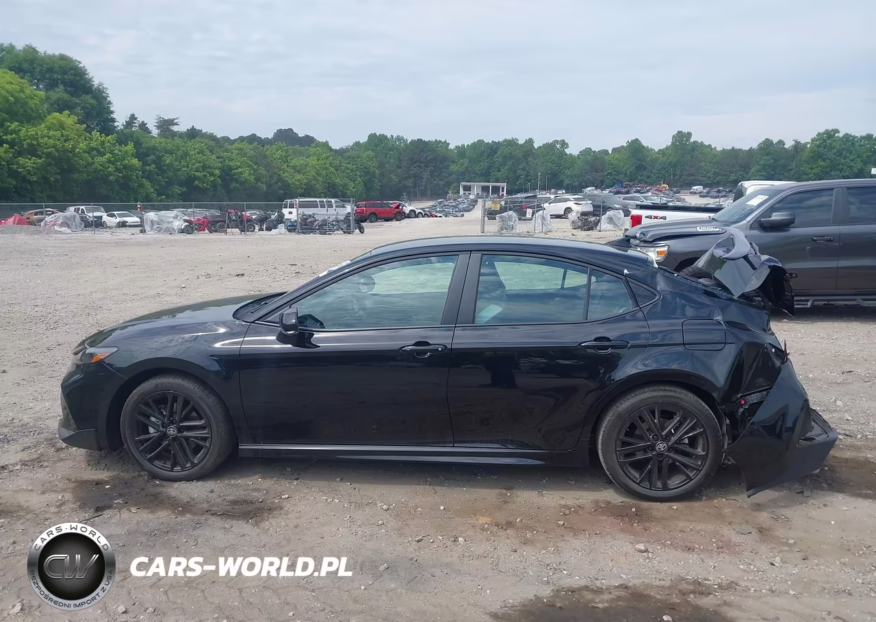 2026 Toyota Camry Se VIN:4T1DAACK9TU735523 - 14