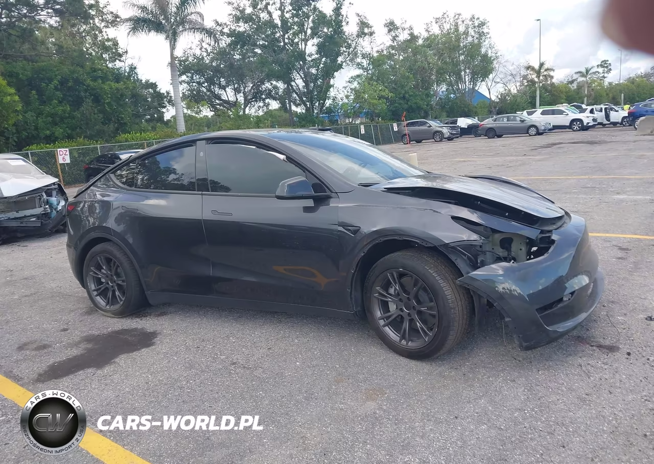 2024 Tesla Model Y Long Range Single Motor Rear-Wheel Drive-Rwd – zdjęcie 1 z 14
