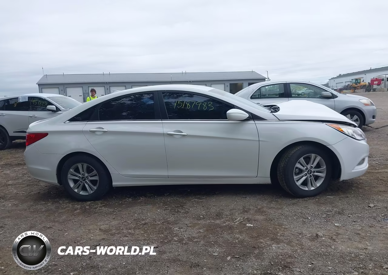 2013 Hyundai Sonata Gls VIN:5NPEB4AC0DH551182 - 14