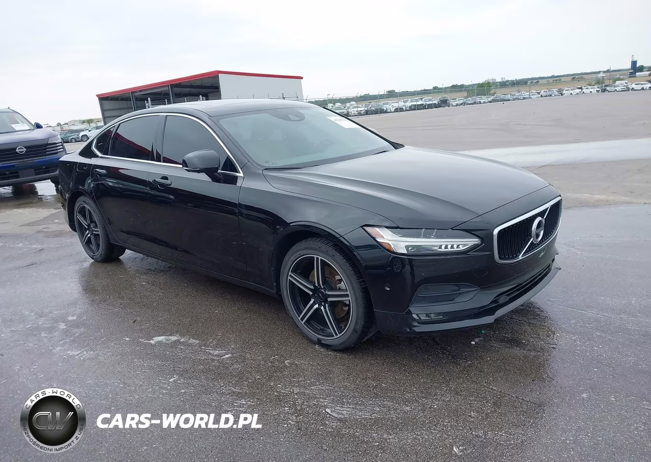 2018 Volvo S90 T5 Momentum