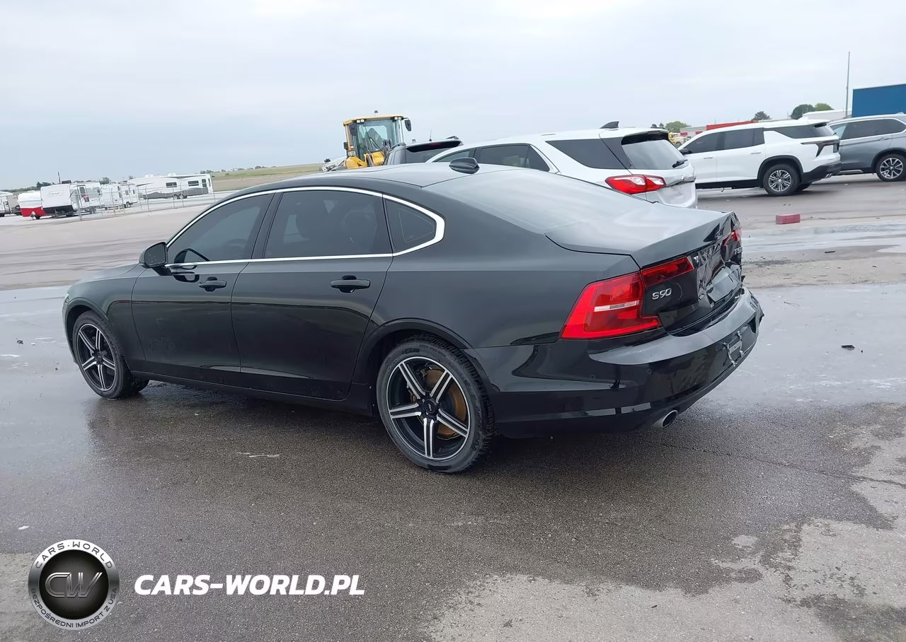 2018 Volvo S90 T5 Momentum VIN:LVY982MK8JP029884 - 15